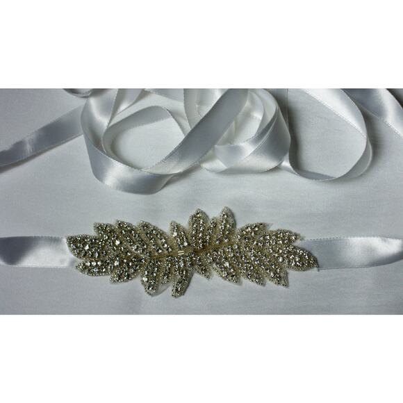 White Rhinestone Skinny Belt Wedding Sash Bridal Rhinestone Belt Prom Party Belt - Picture 2 of 6
